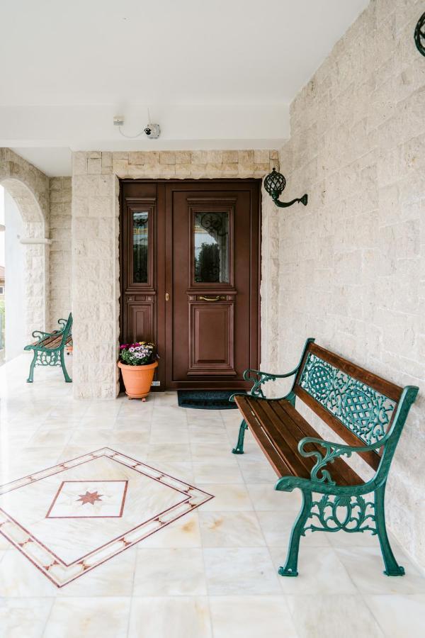 Veria Panorama Luxury Suite With Garden. Extérieur photo